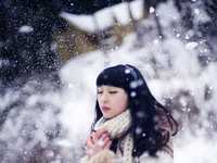 简单5招教你拍摄雪景人像