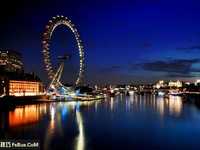 教你如何利用单反拍出精彩夜景