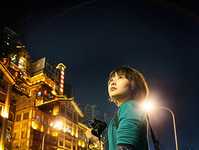 不用闪光灯如何拍摄夜景逆光人像
