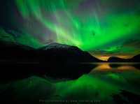 如何拍摄出绚烂的极光盛景？