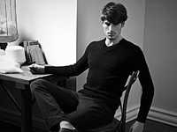 运用暗调高反差拍出高质感人像